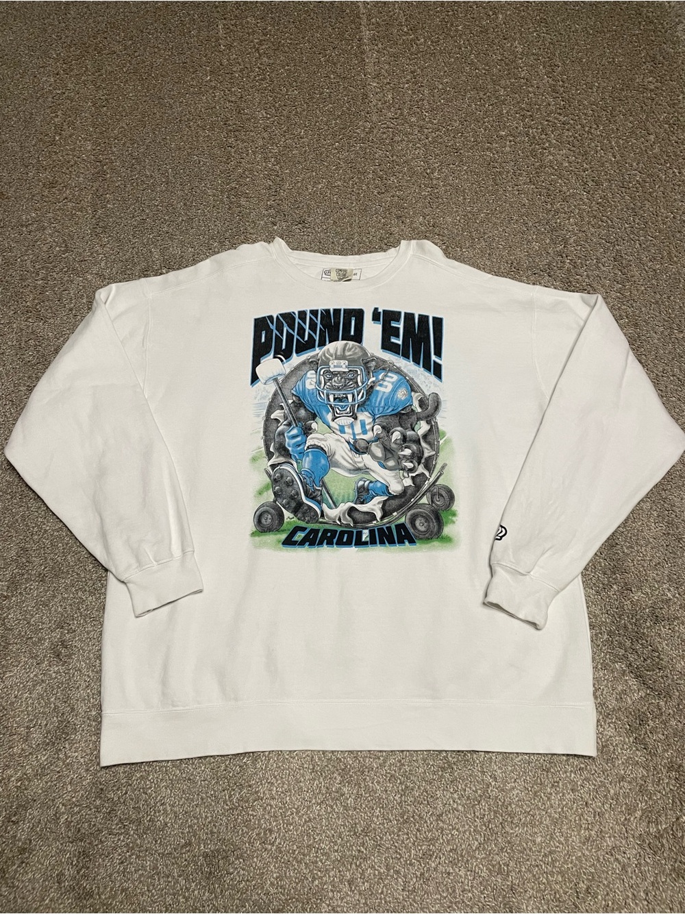 Carolina Panthers Keep Pounding Retro Style Sweatshirt Men’s XXL